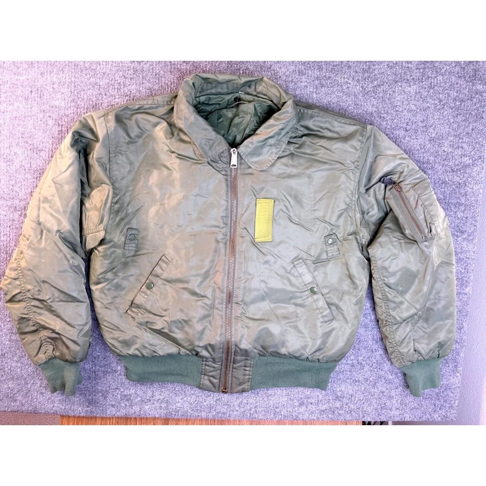 Vintage Military Style Flight Bomber Jacket Mens XL Green Insulated Workwear Y2K